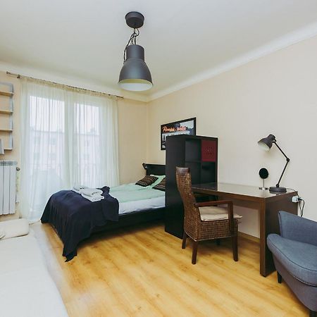 Shortstaypoland Leszno Варшава Екстер'єр фото